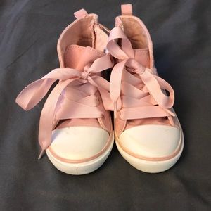 4/$12 Old Navy Pink Sneakers